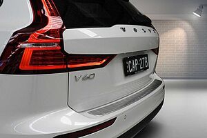 Volvo  Z Series MY25 Ultra B5 Geartronic AWD Bright