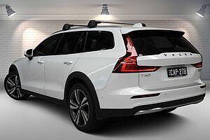 Volvo  Z Series MY25 Ultra B5 Geartronic AWD Bright