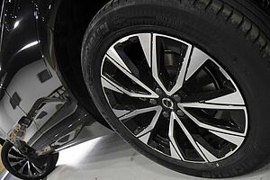 Volvo  XC60 Plus, B5 Mild Hybrid, Petrol