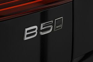 Volvo  XC60 Plus, B5 Mild Hybrid, Petrol