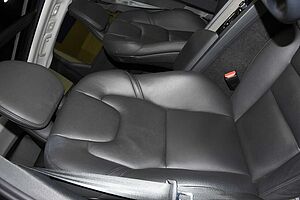 Volvo  XC60 Plus, B5 Mild Hybrid, Petrol