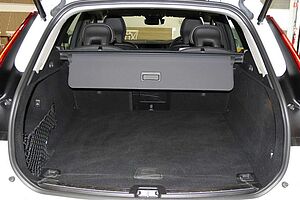 Volvo  XC60 Ultimate, B5 Mild Hybrid, Petrol, Bright