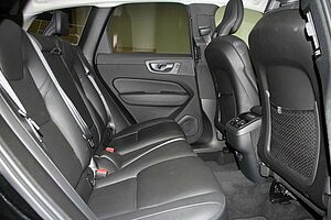 Volvo  XC60 Plus, B5 Mild Hybrid, Petrol