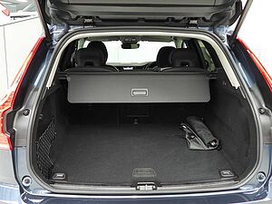 Volvo  XC60 Plus, B5 AWD Mild hybrid, Petrol