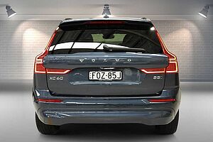 Volvo  XC60 Plus, B5 AWD Mild hybrid, Petrol