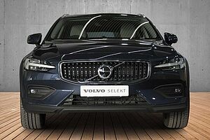 Volvo  V60 Cross Country Ultimate, B5 AWD Mild hybrid, Petrol, Bright
