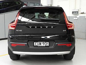 Volvo  XC40 Plus, B4 mild hybrid, Petrol