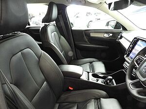 Volvo  XC40 Plus, B4 mild hybrid, Petrol
