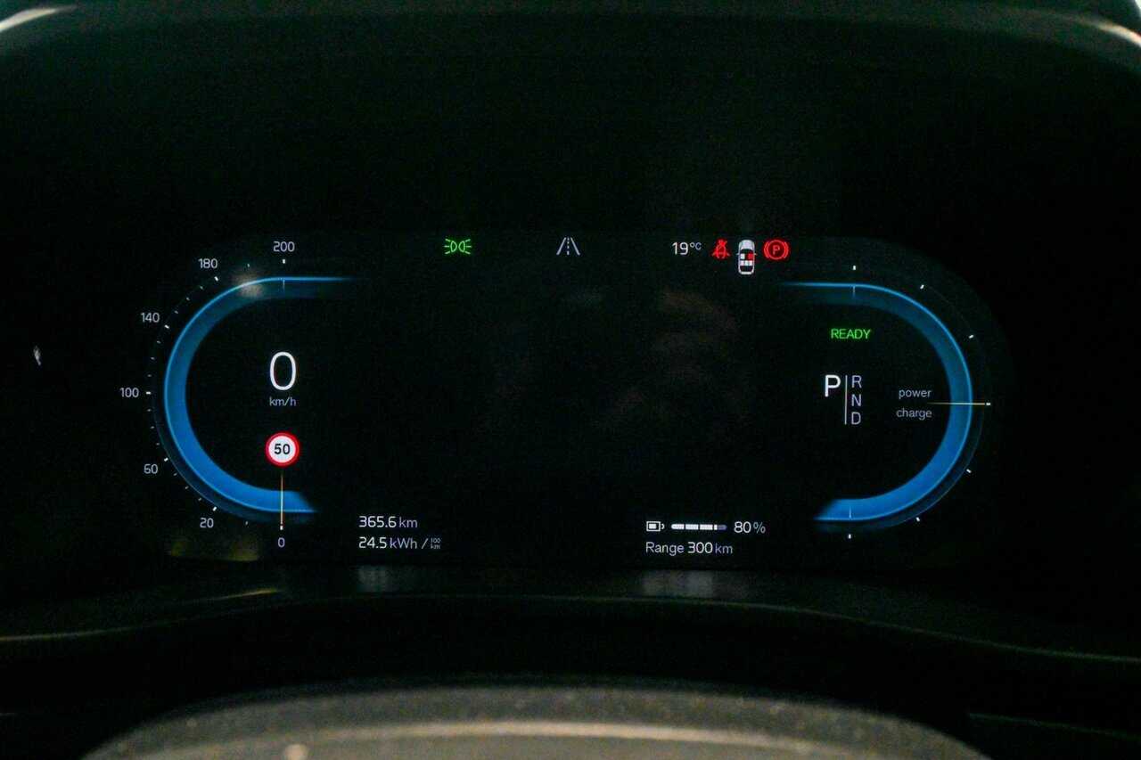 Volvo  C40 Recharge Ultimate, Twin Motor, Electric
