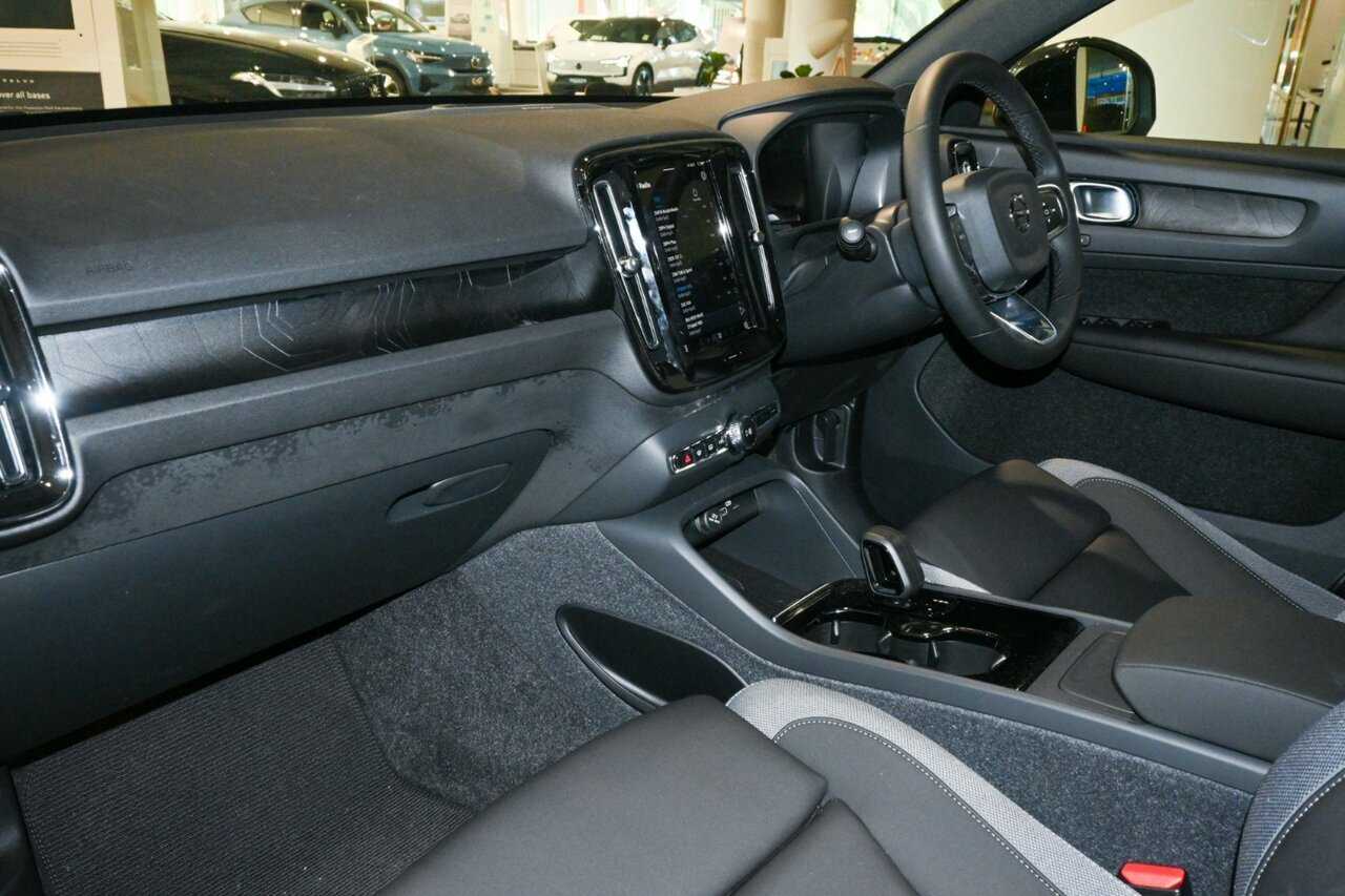 Volvo  C40 Recharge Ultimate, Twin Motor, Electric