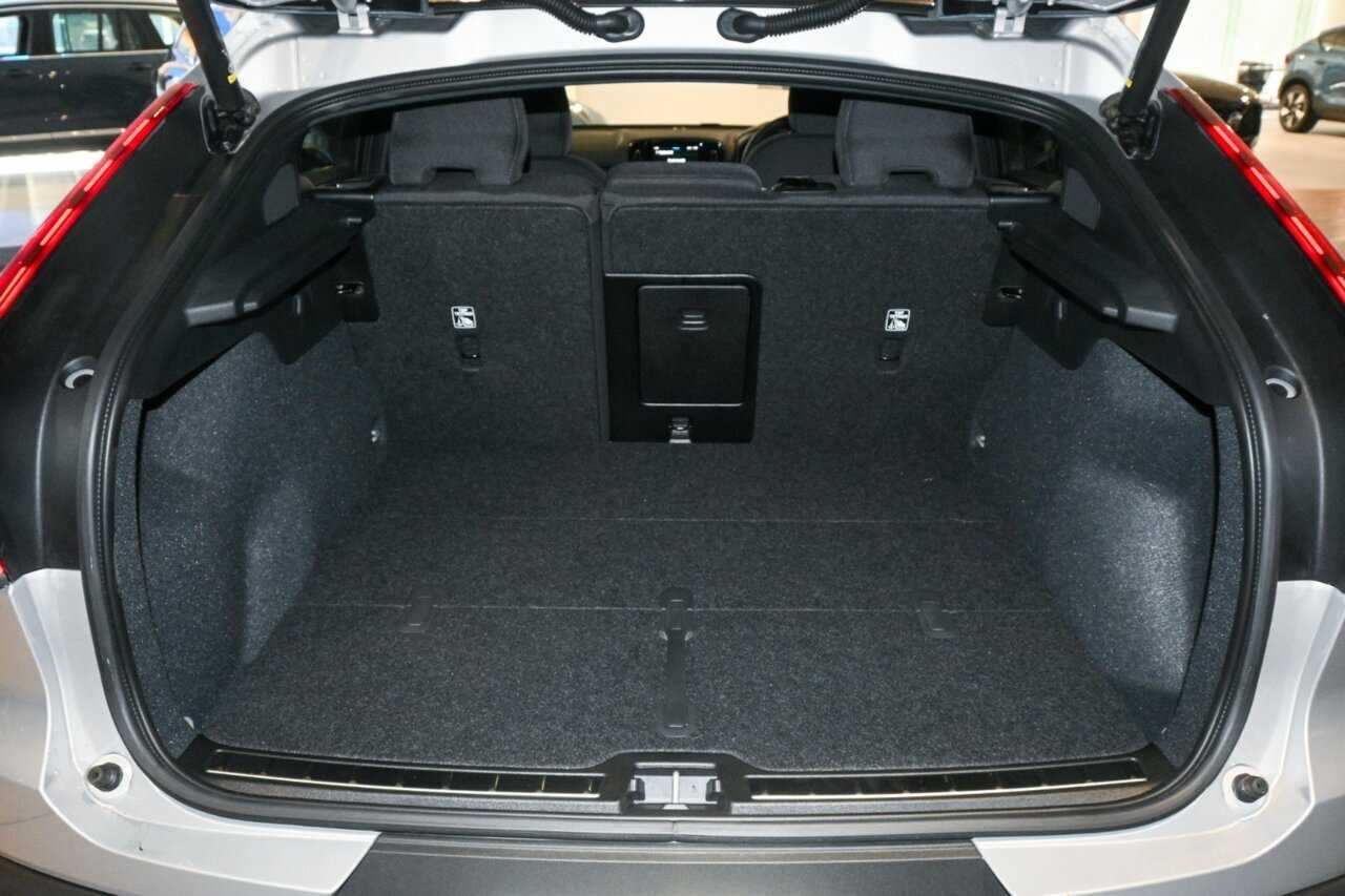 Volvo  C40 Recharge Plus, Single Motor, Electric