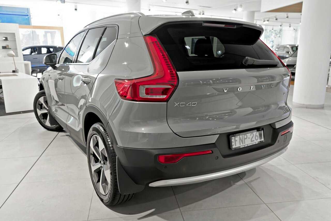 Volvo  XC40 Ultra, B4 AWD Mild hybrid, Petrol, Bright