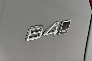 Volvo  XC40 Ultra, B4 AWD Mild hybrid, Petrol, Bright