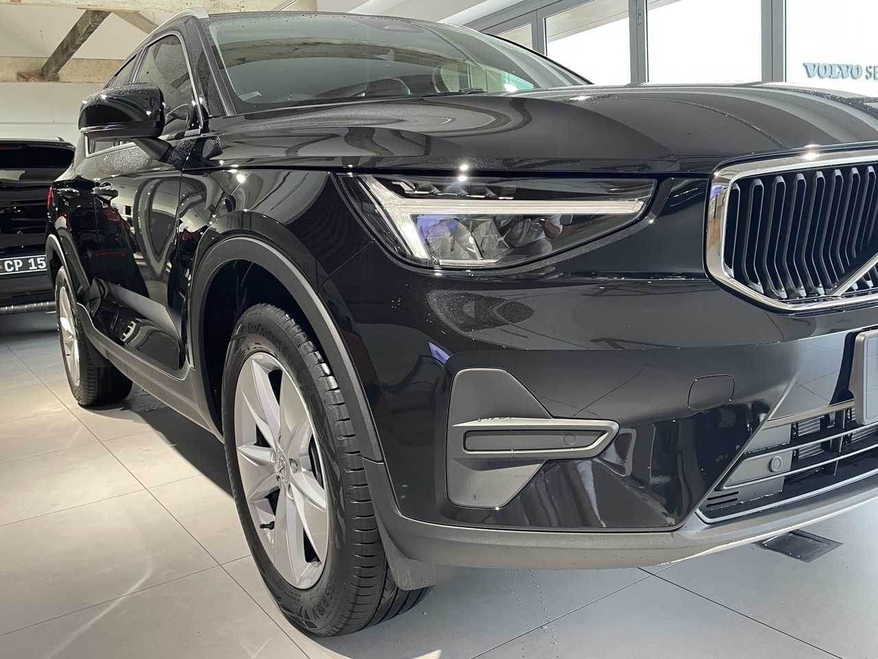 Volvo  XC40 Plus, B4 Mild hybrid, Petrol