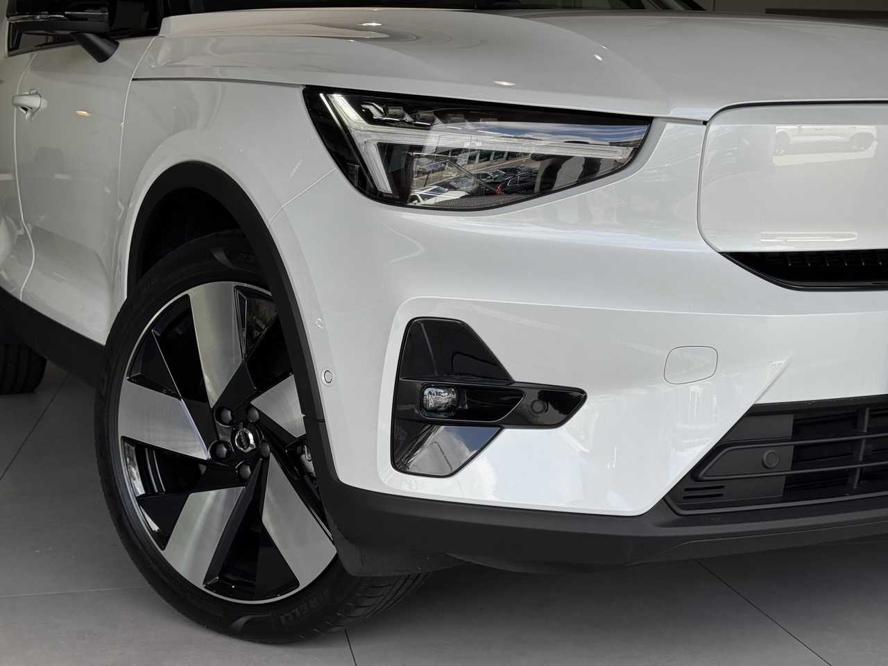 Volvo  XC40 Recharge Ultimate, Twin Motor, Electric