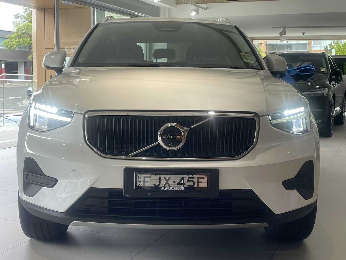 Volvo  XC40 Plus, B4 Mild hybrid, Petrol