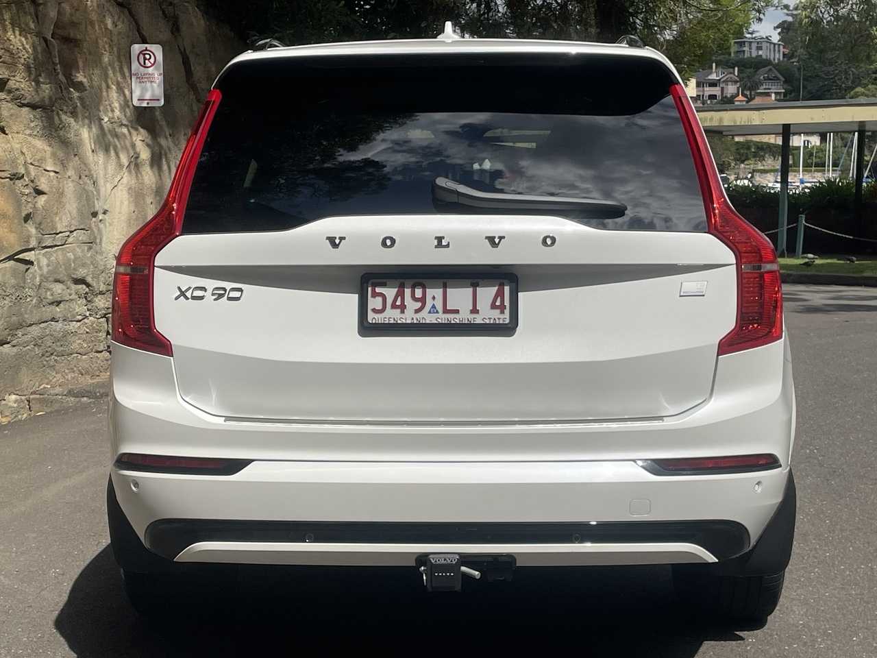 Volvo  XC90 Recharge Ultimate, T8 AWD Plug-in hybrid, Electric/Petrol, Dark, 7 Seats