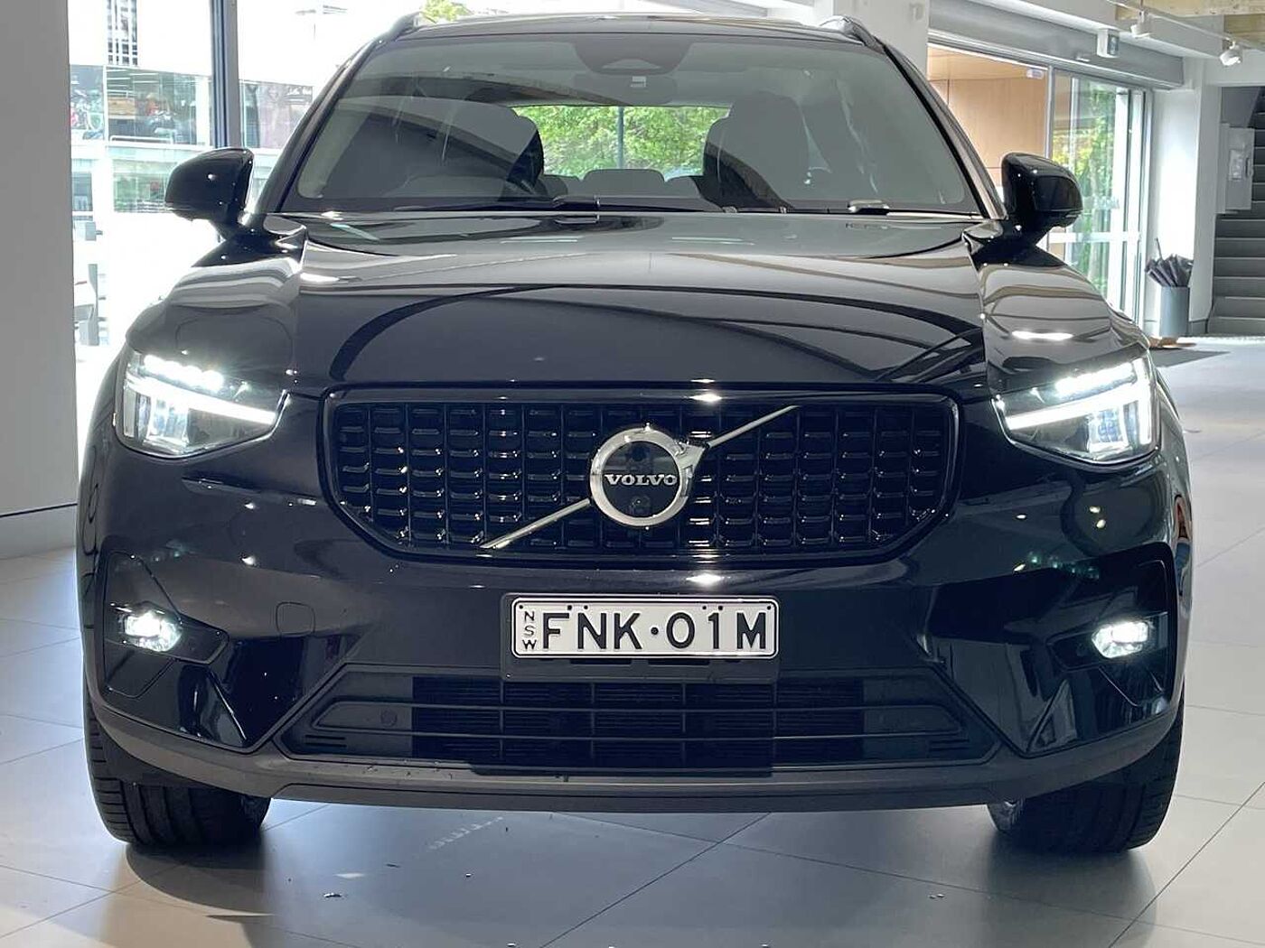 Volvo  XC40 Ultimate, B5 Mild Hybrid, Petrol, Dark