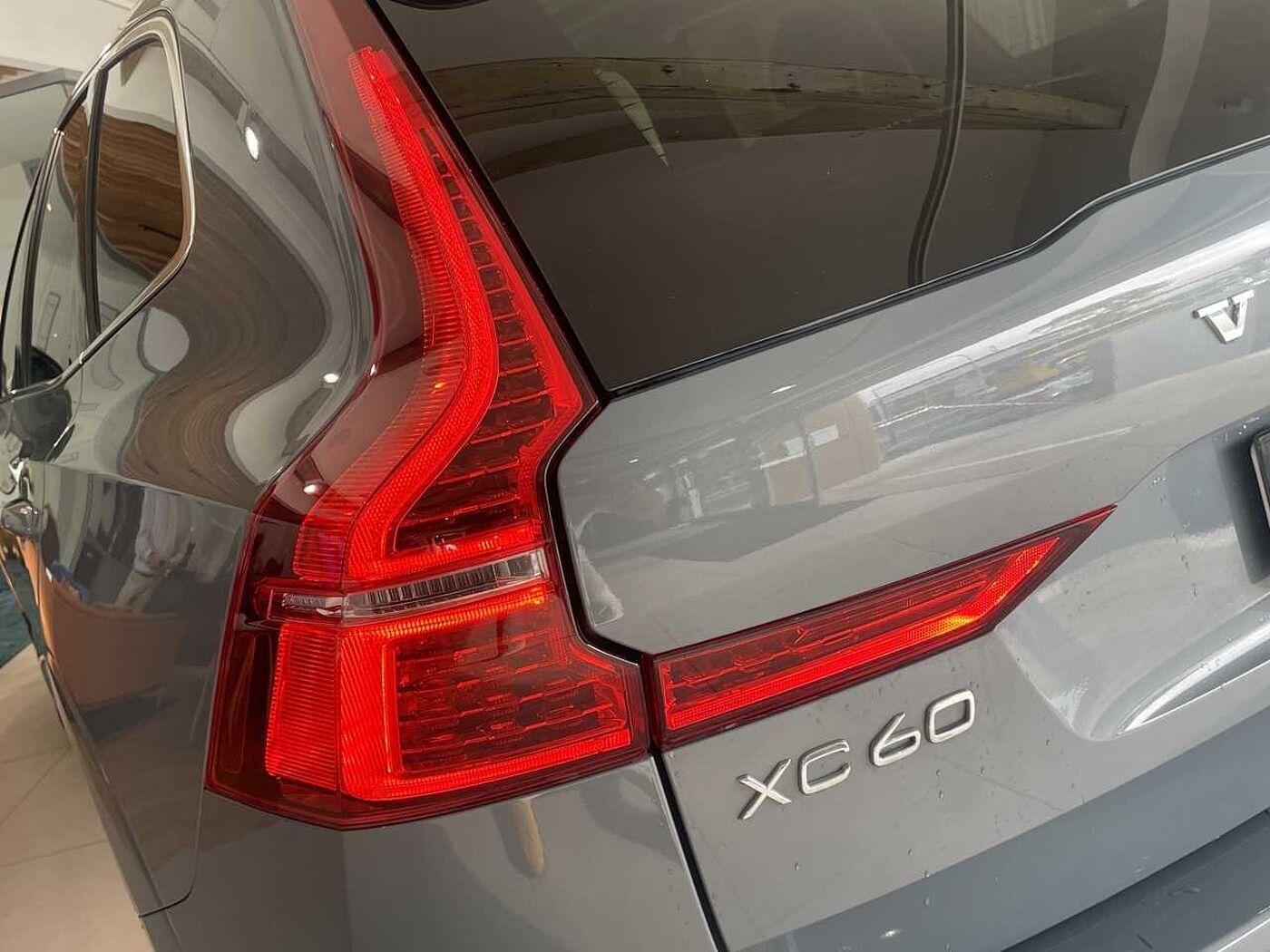 Volvo  XC60 Ultimate, B5 Mild Hybrid, Petrol, Bright