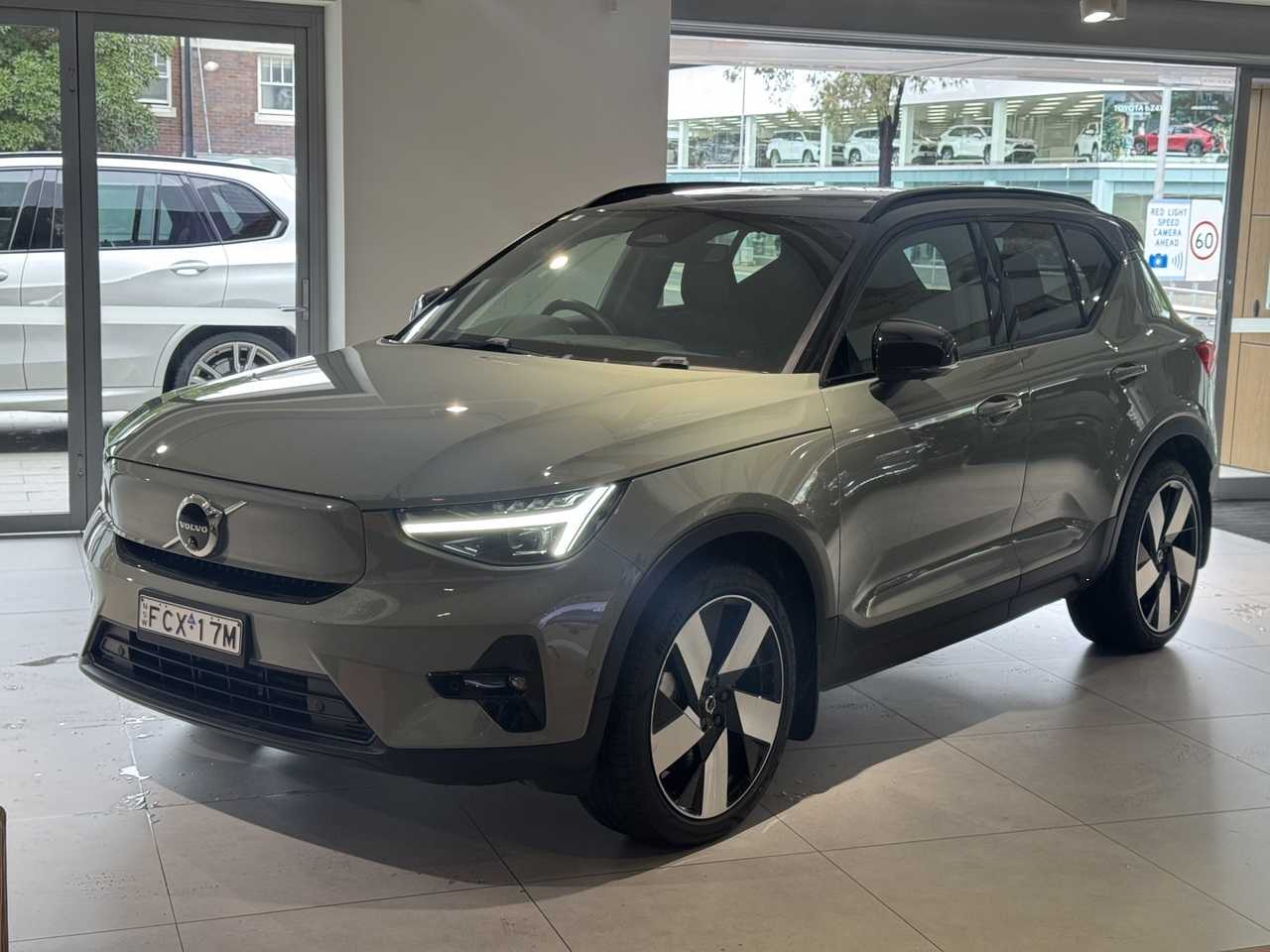 Volvo  XC40 Recharge Ultimate, Twin Motor, Electric
