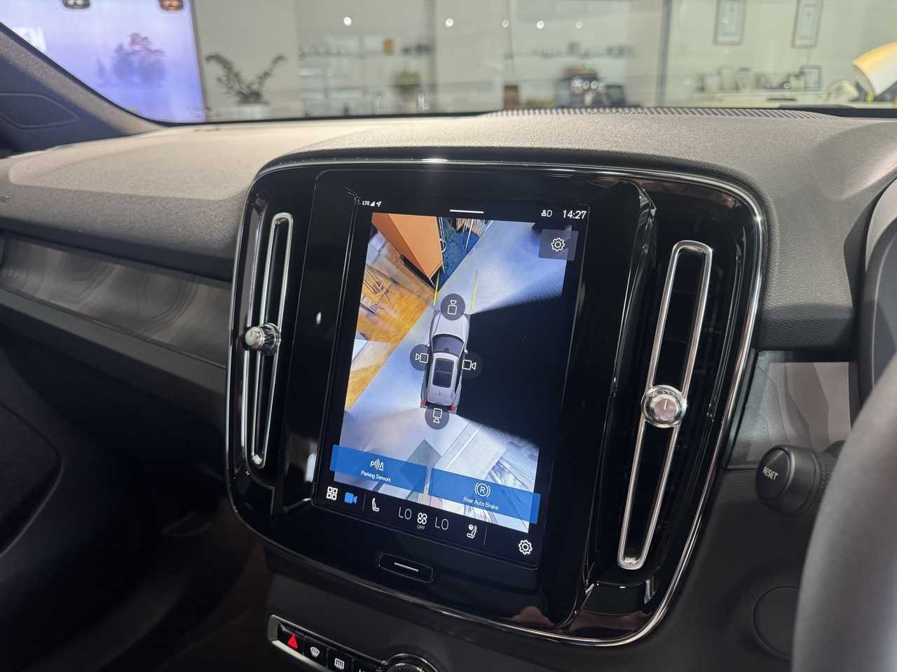 Volvo  XC40 Recharge Ultimate, Twin Motor, Electric