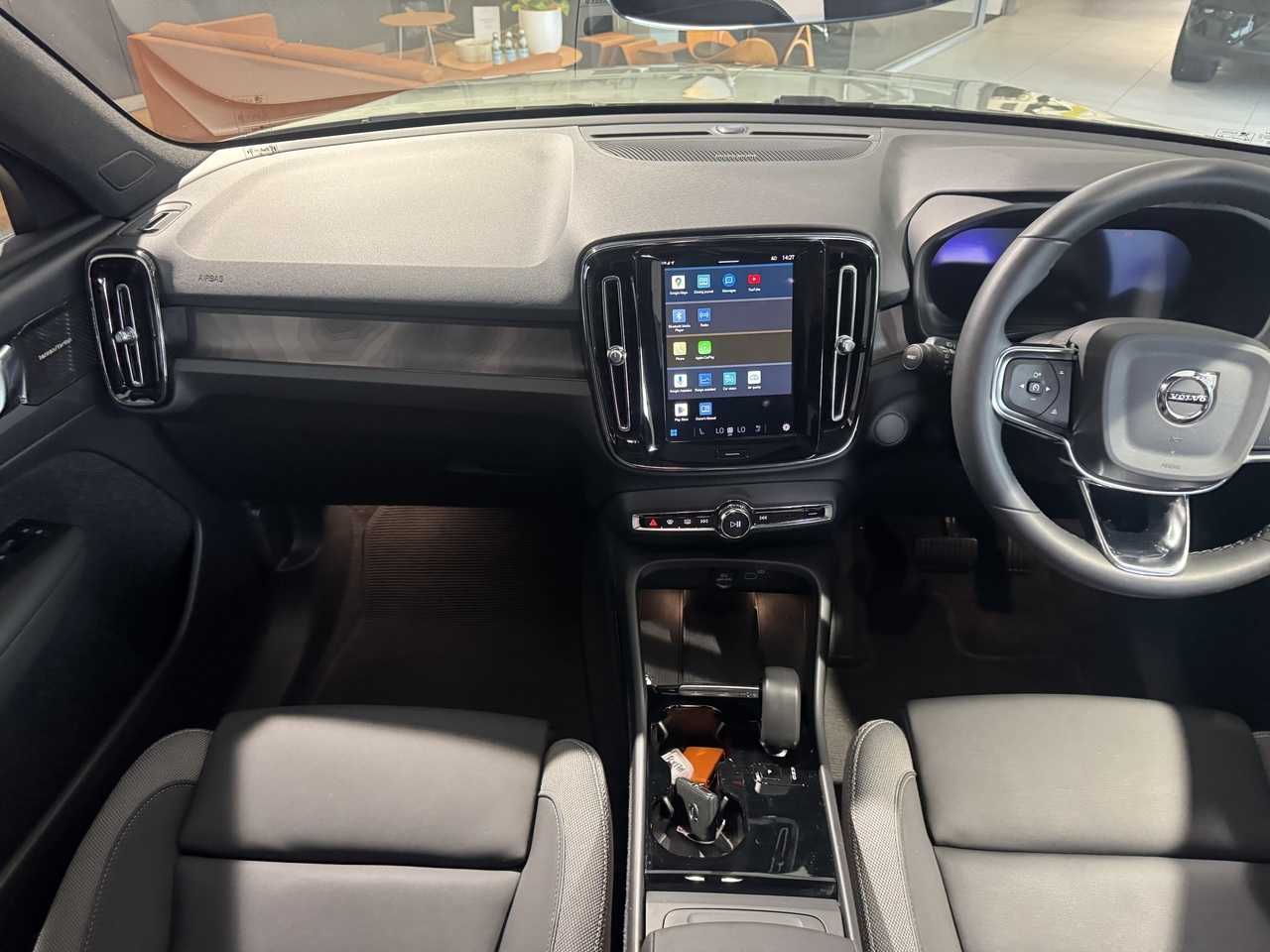 Volvo  XC40 Recharge Ultimate, Twin Motor, Electric