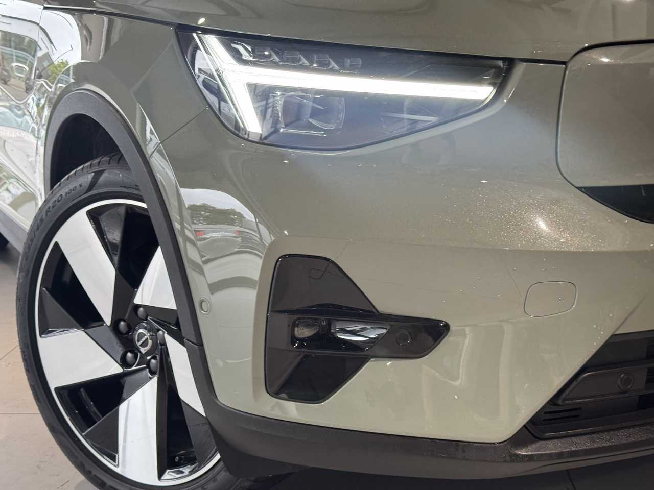 Volvo  XC40 Recharge Ultimate, Twin Motor, Electric