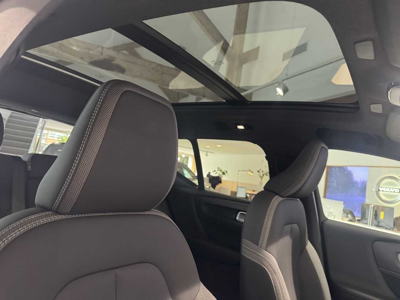 Volvo  XC40 Recharge Ultimate, Twin Motor, Electric