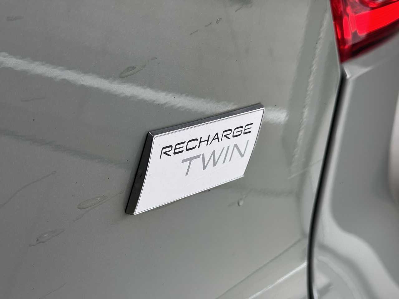 Volvo  XC40 Recharge Ultimate, Twin Motor, Electric