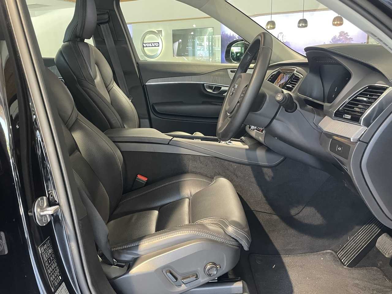 Volvo  XC90 Ultimate, B6 AWD Mild hybrid, Petrol, Bright, 7 Seats