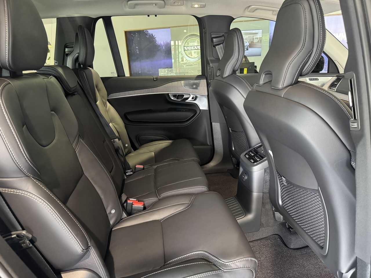 Volvo  XC90 Ultra, T8 AWD Plug-in hybrid, Electric/Petrol, Dark, 7 Seats