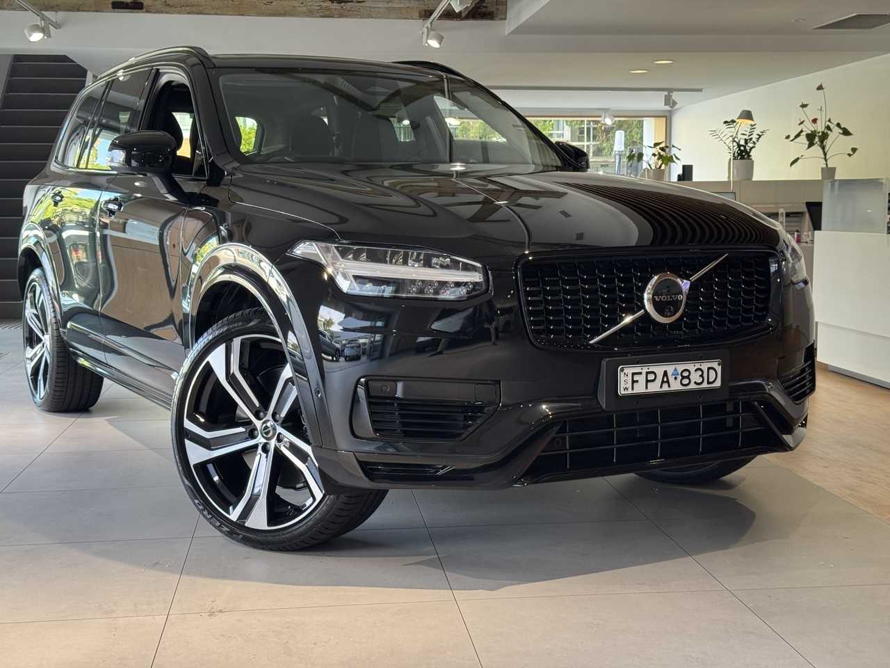 Volvo  XC90 Ultra, T8 AWD Plug-in hybrid, Electric/Petrol, Dark, 7 Seats