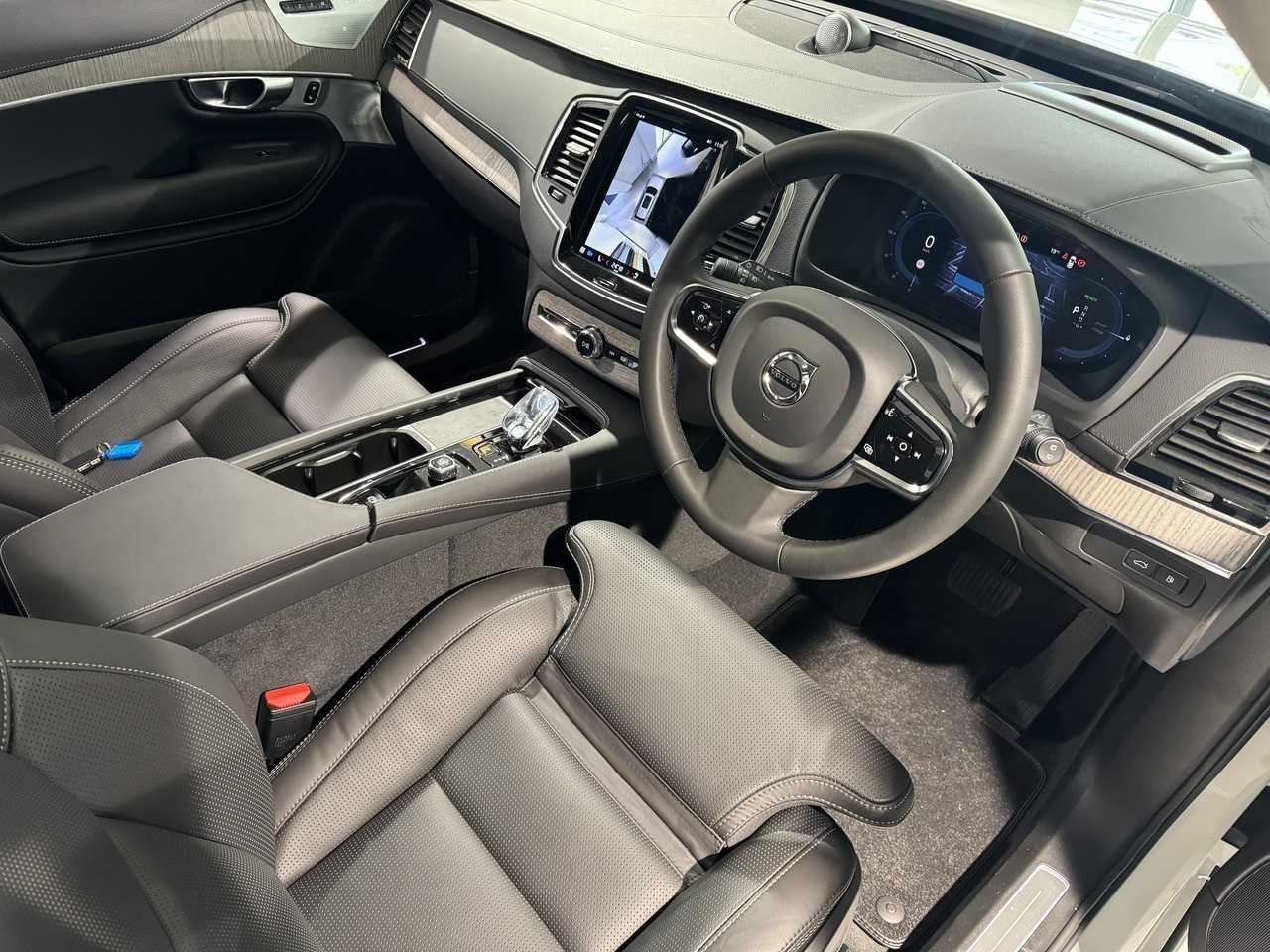 Volvo  XC90 Ultra, T8 AWD Plug-in hybrid, Electric/Petrol, Dark, 7 Seats