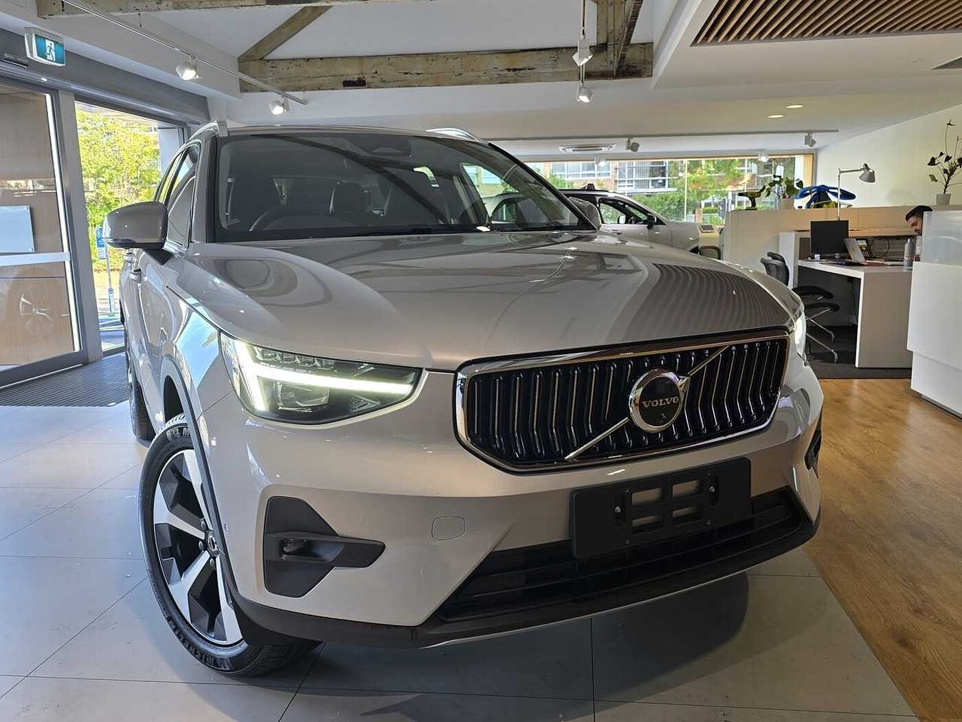Volvo  XC40 Ultra, B4 AWD Mild hybrid, Petrol, Bright