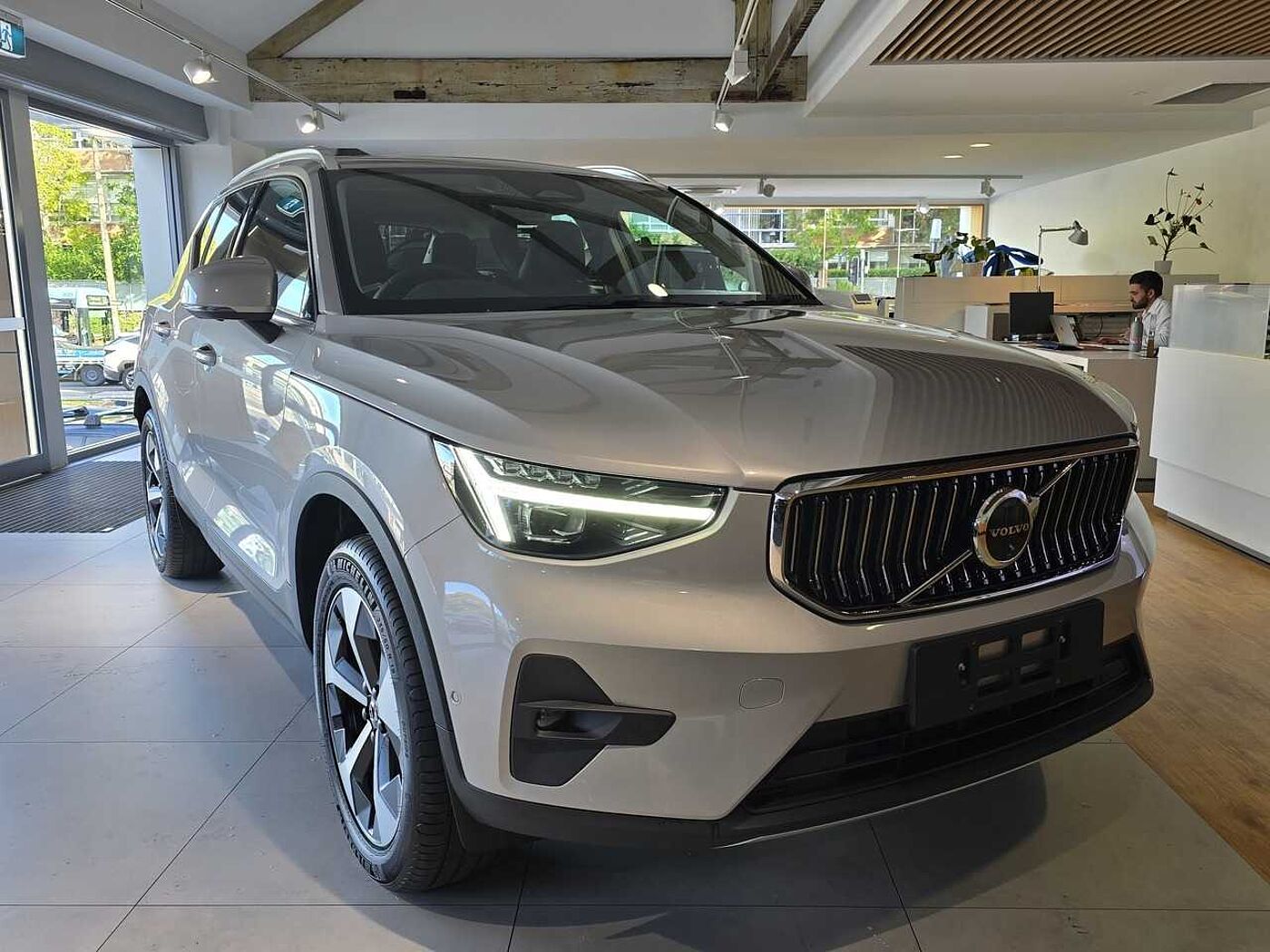 Volvo  XC40 Ultra, B4 AWD Mild hybrid, Petrol, Bright