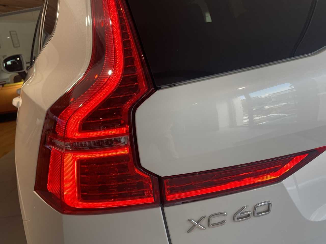 Volvo  XC60 T5 Inscription AWD