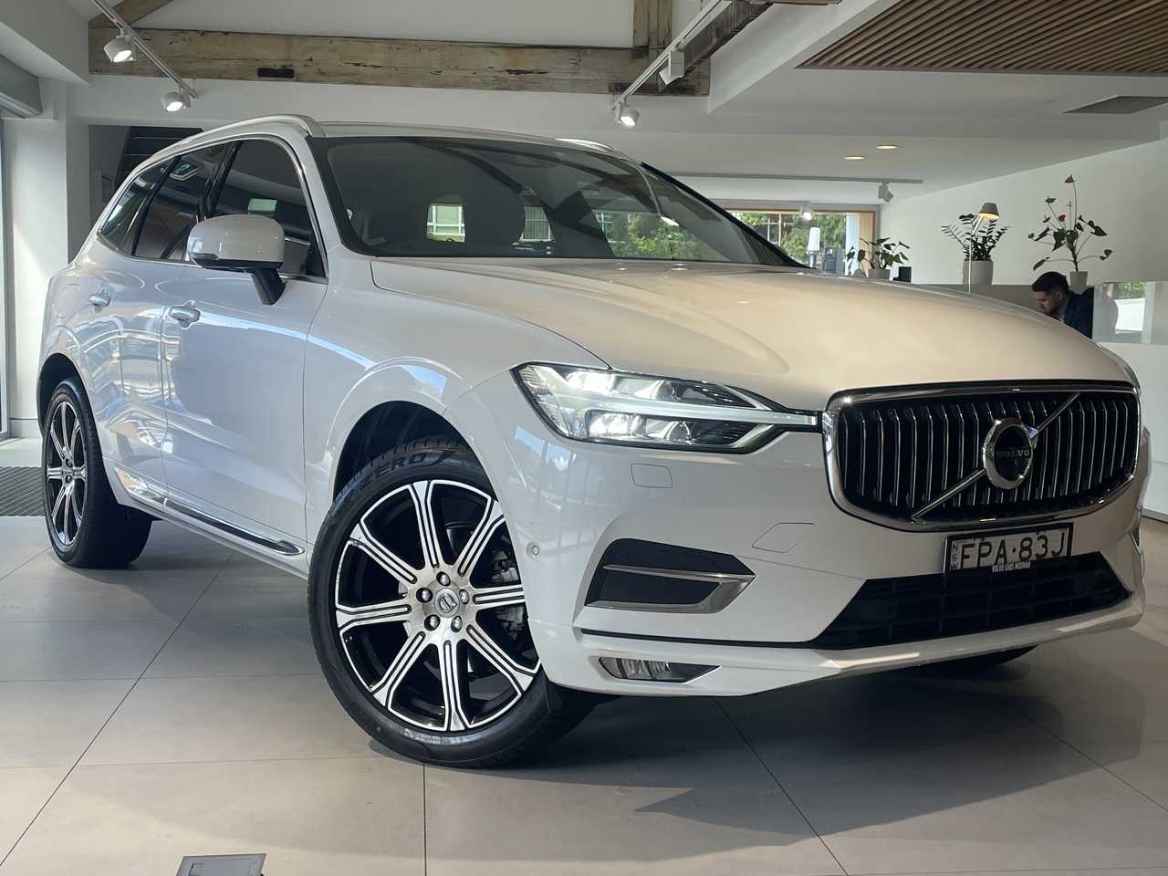 Volvo  XC60 T5 Inscription AWD