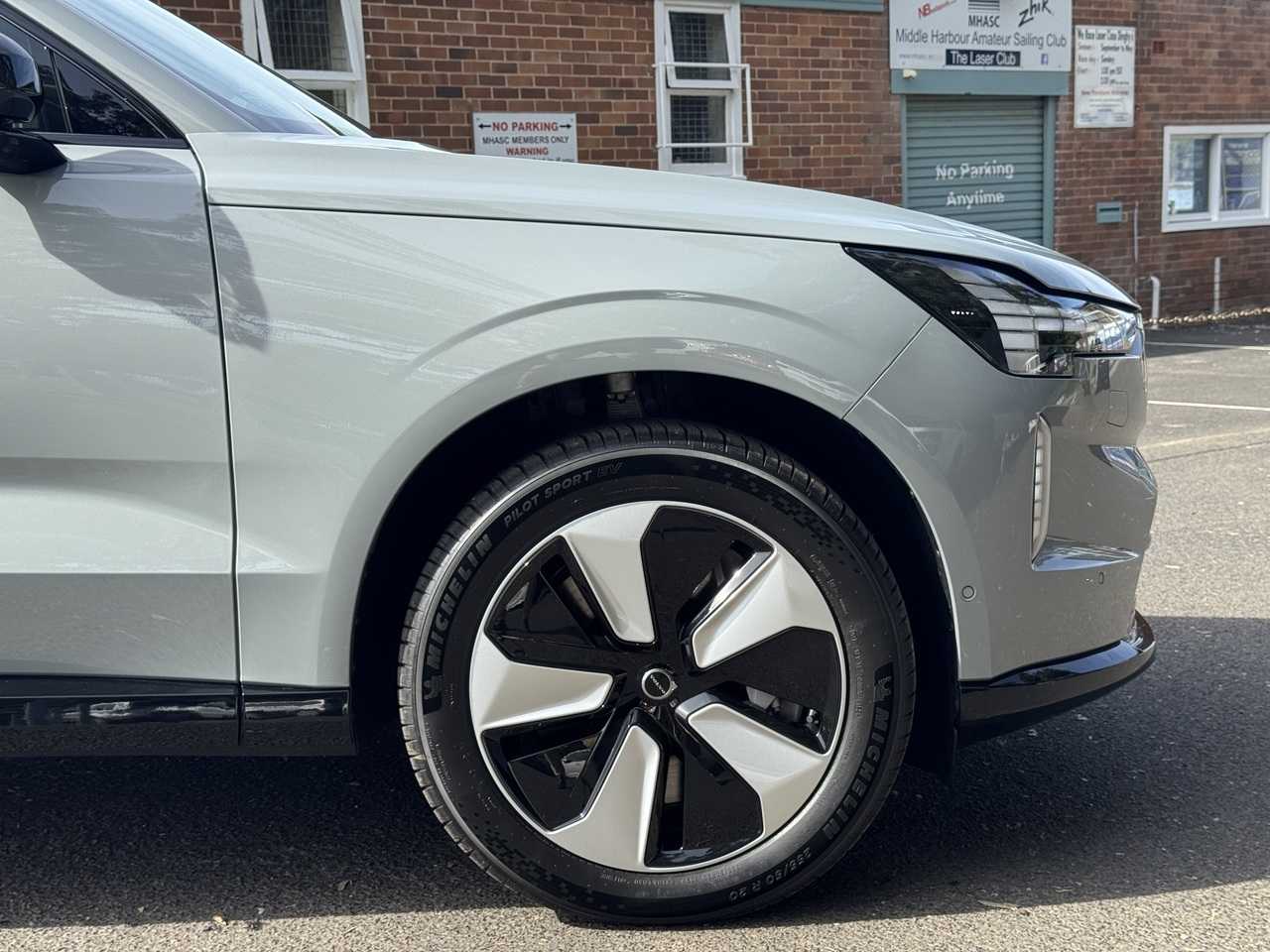 Volvo  EX90 Plus, Twin Motor, Electric, 7 Seats