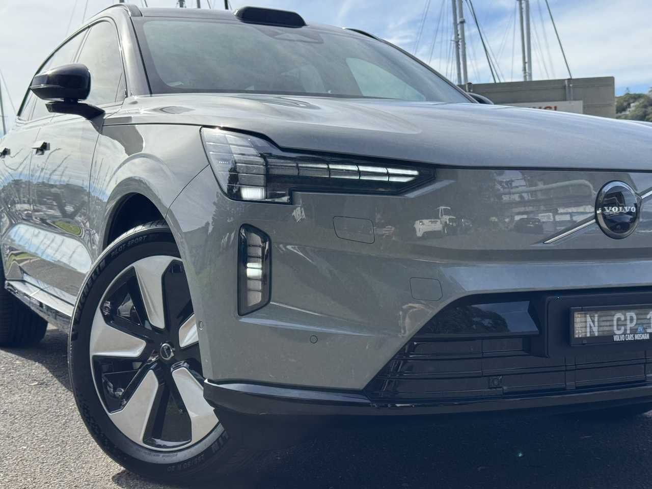 Volvo  EX90 Plus, Twin Motor, Electric, 7 Seats