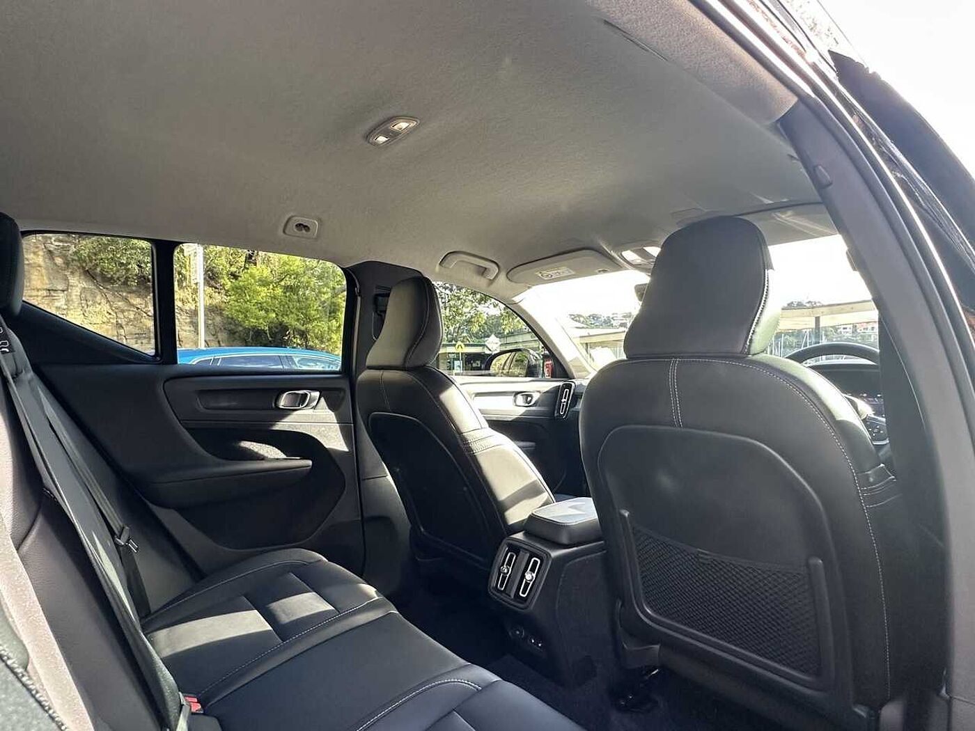 Volvo  XC40 Plus, B4 Mild hybrid, Petrol