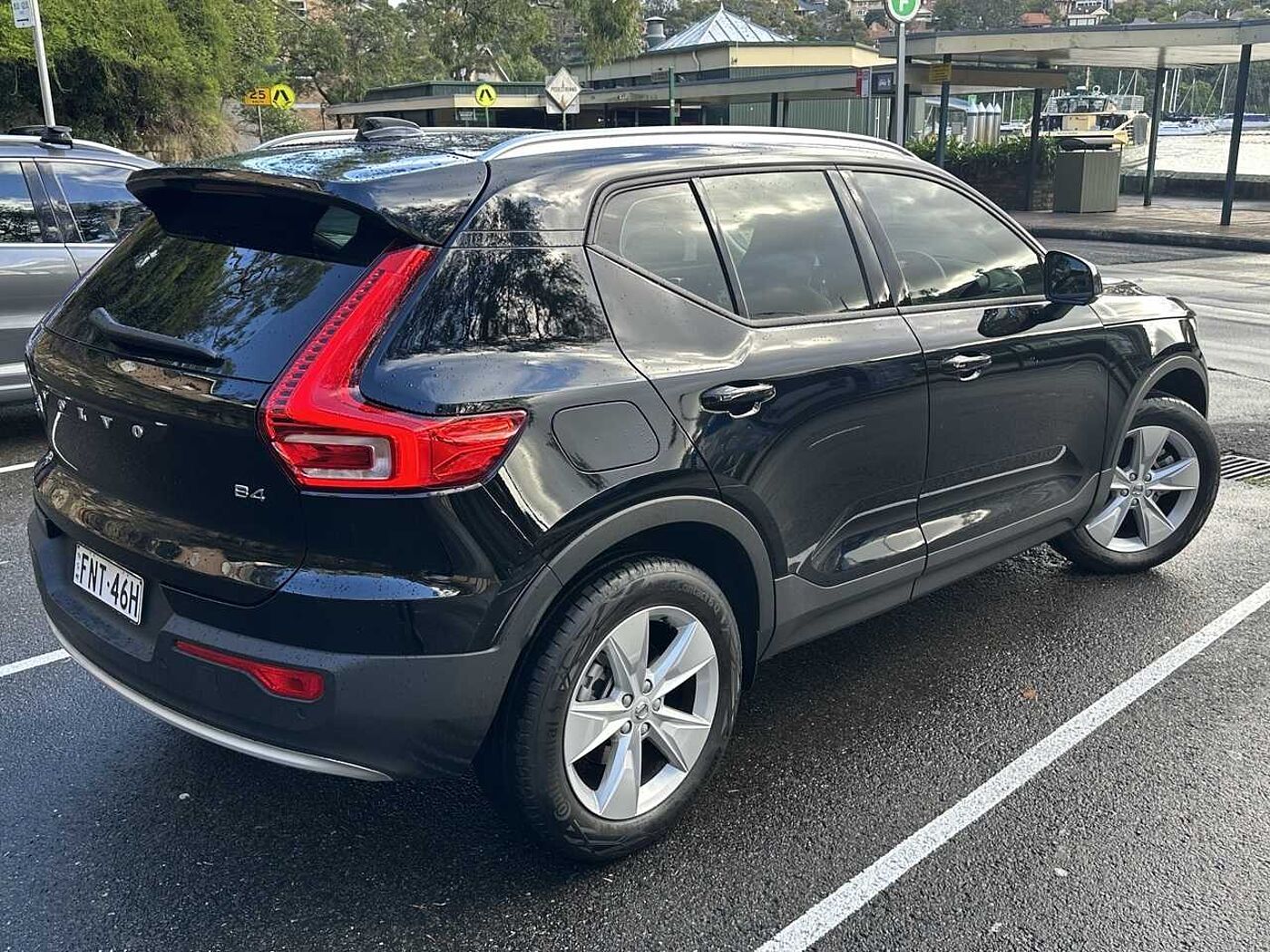 Volvo  XC40 Plus, B4 Mild hybrid, Petrol