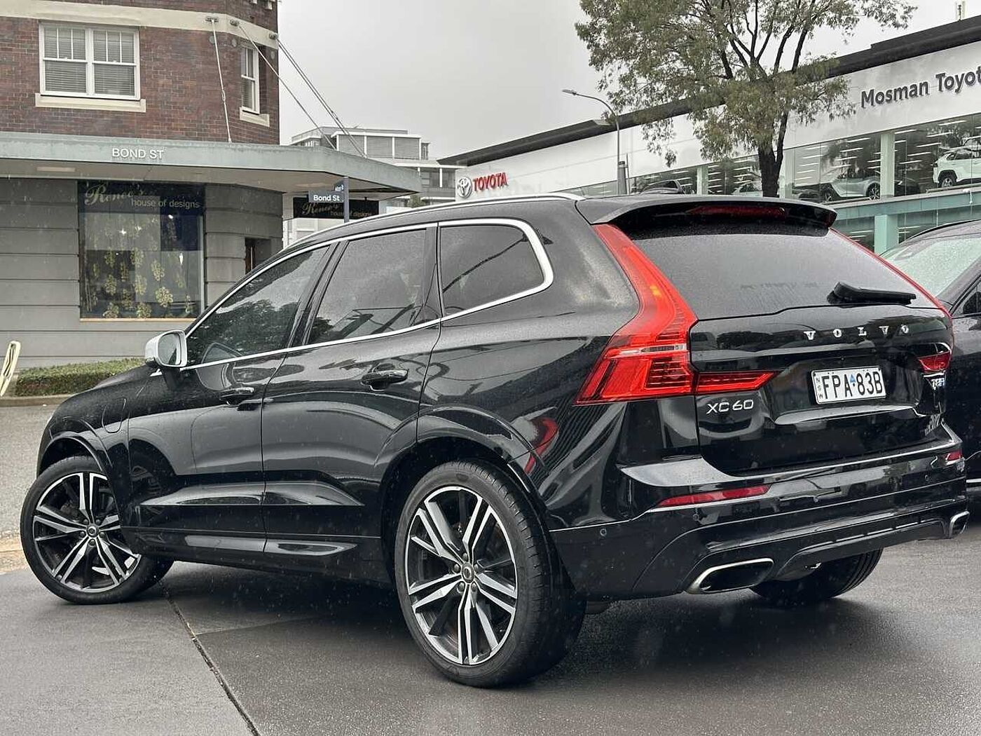Volvo  XC60 T8 Twin Engine R-Design
