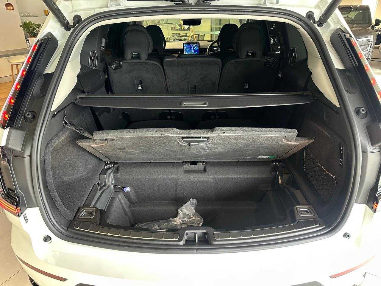 Volvo  EX90 Plus, Twin Motor, Electric, 7 Seats