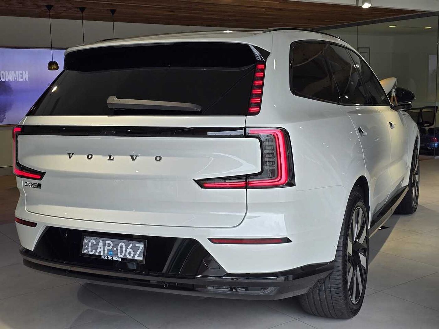 Volvo  EX90 Plus, Twin Motor, Electric, 7 Seats