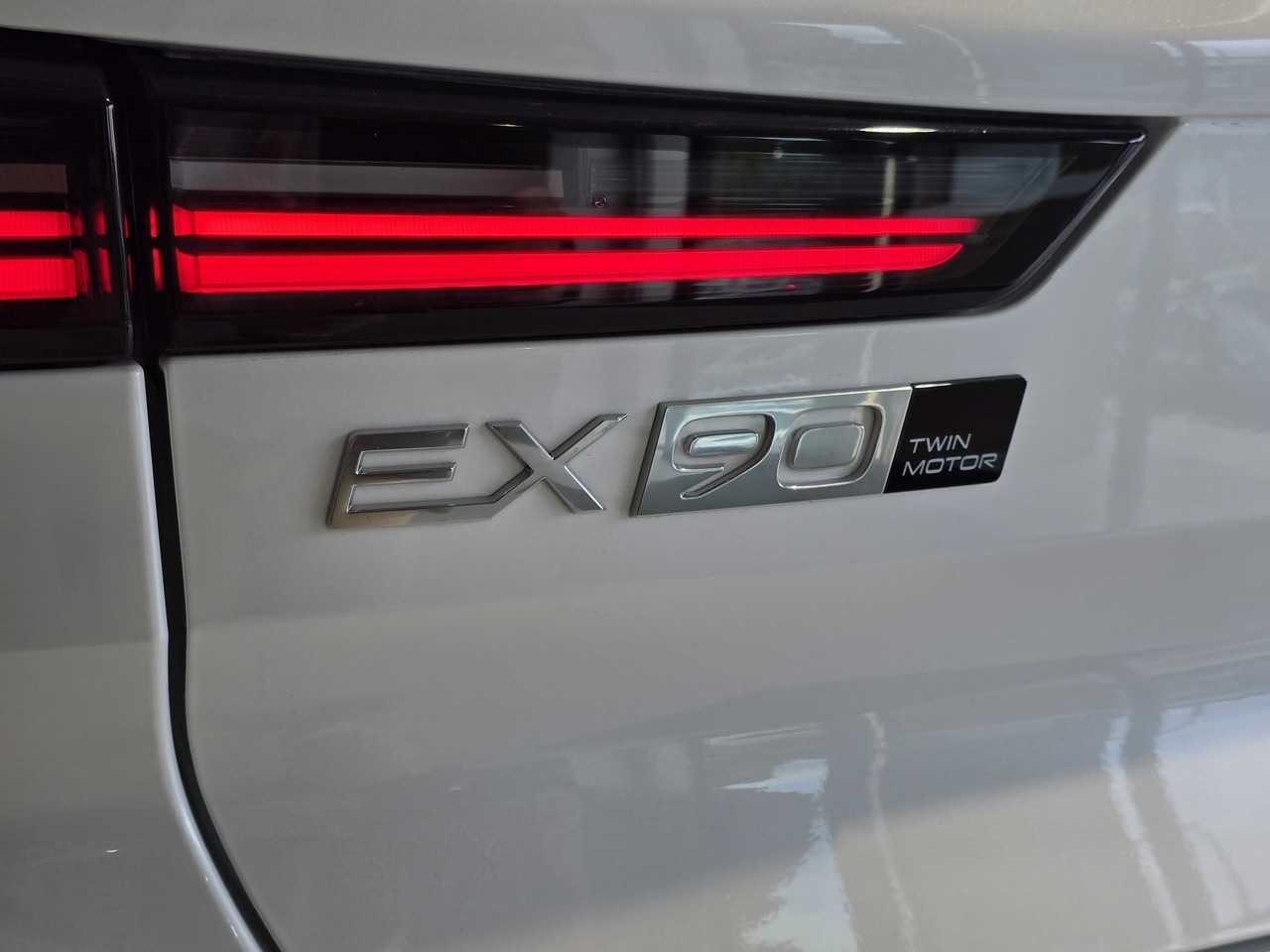 Volvo  EX90 Plus, Twin Motor, Electric, 7 Seats