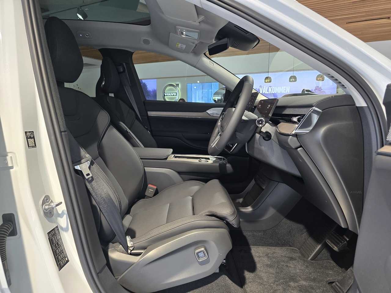Volvo  EX90 Plus, Twin Motor, Electric, 7 Seats