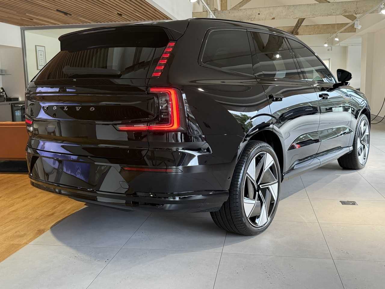 Volvo  EX90 Ultra, Twin Motor Performance, Electric, 7 Seats