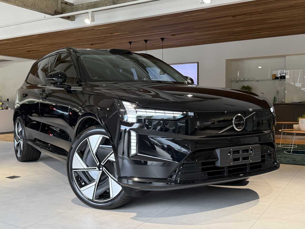 Volvo  EX90 Ultra, Twin Motor Performance, Electric, 7 Seats