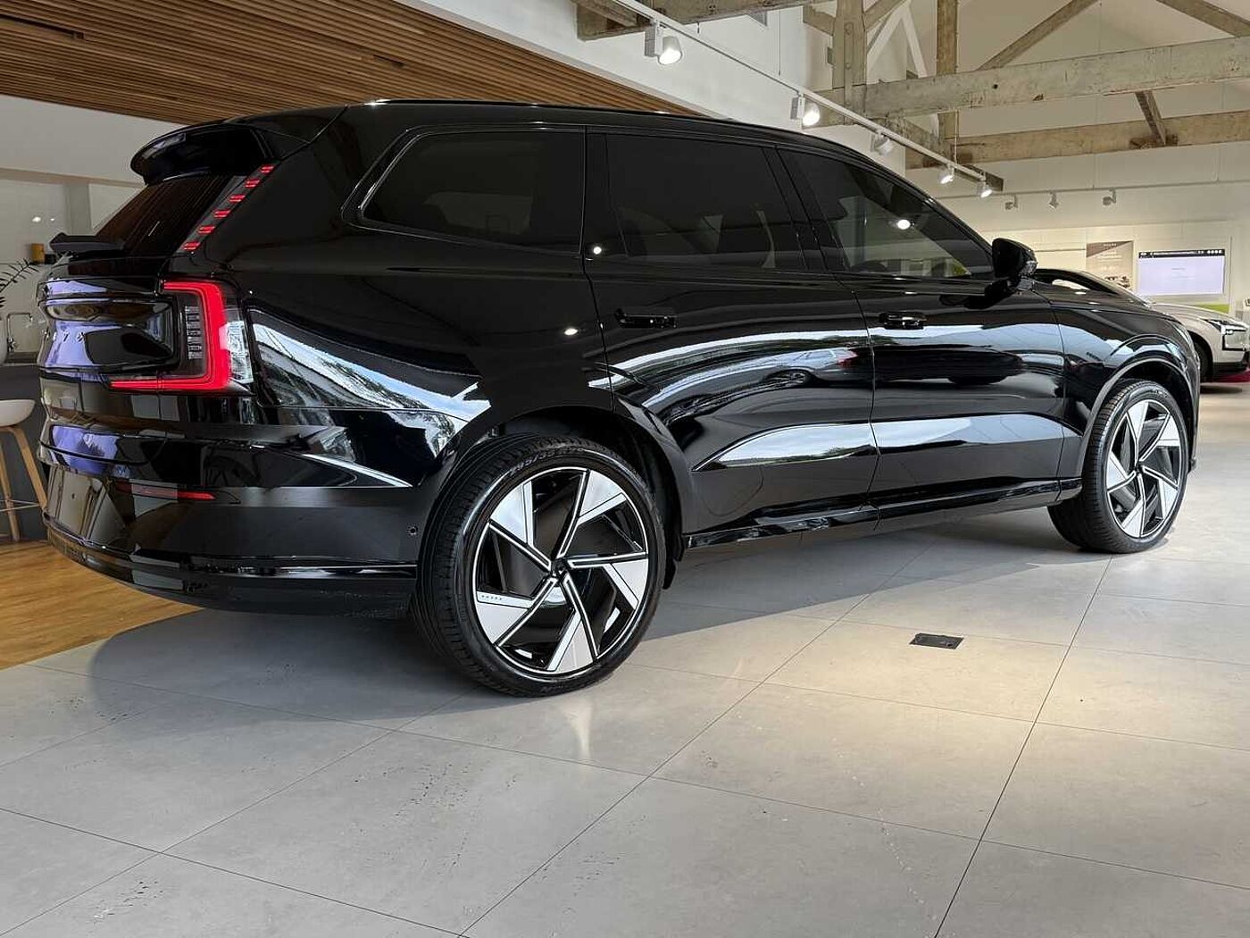 Volvo  EX90 Ultra, Twin Motor Performance, Electric, 7 Seats
