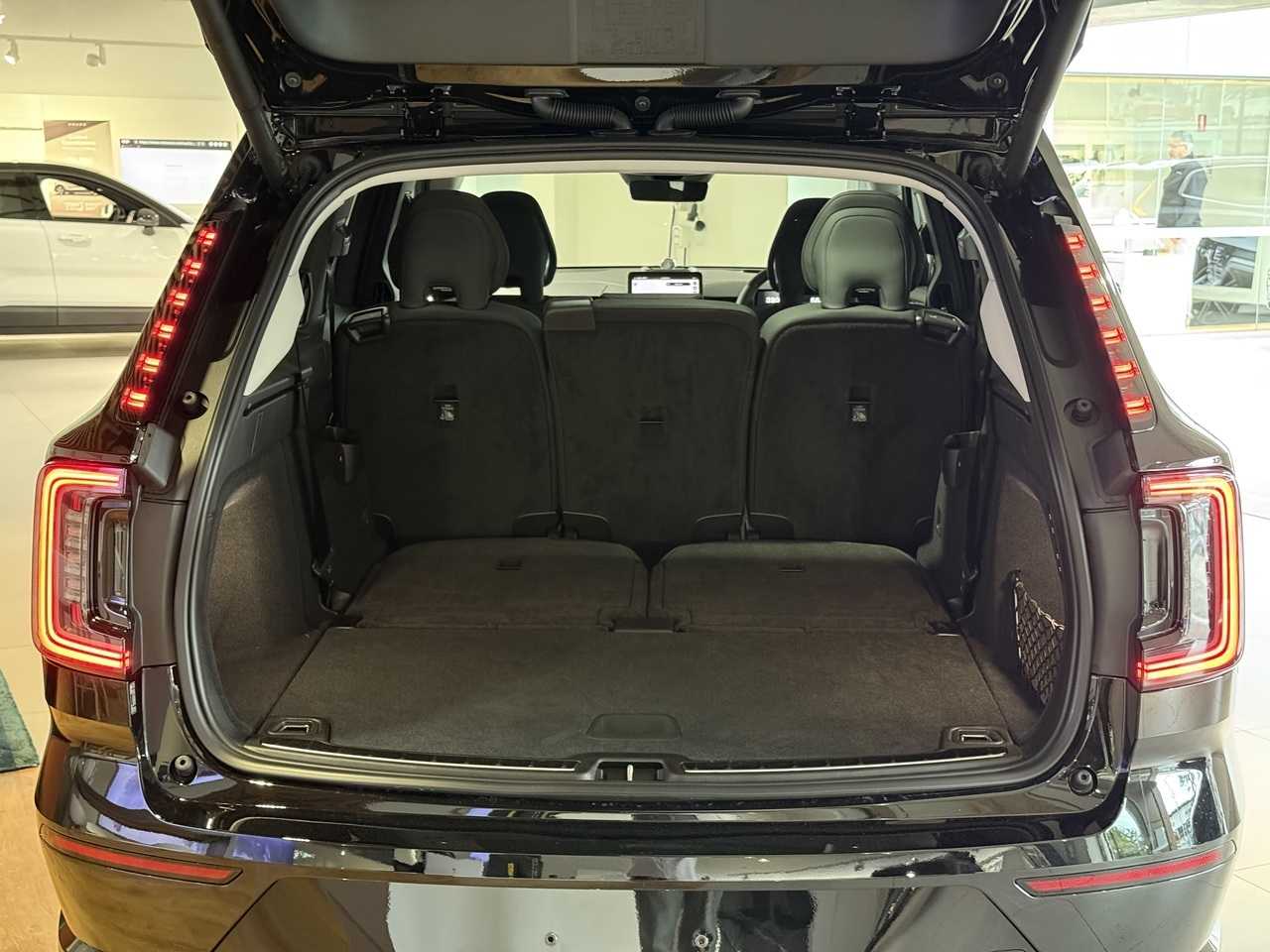 Volvo  EX90 Ultra, Twin Motor Performance, Electric, 7 Seats
